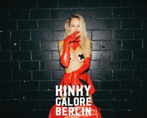 2025_aderholdprojects_fotografie_event_party_kinky_galore_fetisch_Hamburg_UebelGefaehrlich6903