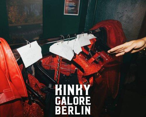 2025_aderholdprojects_fotografie_event_party_kinky_galore_fetisch_Hamburg_UebelGefaehrlich7176