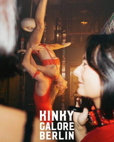 2025_aderholdprojects_fotografie_event_party_kinky_galore_fetisch_Hamburg_UebelGefaehrlich8463