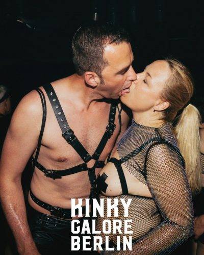 2025_aderholdprojects_fotografie_event_party_kinky_galore_fetisch_Hamburg_UebelGefaehrlich8982