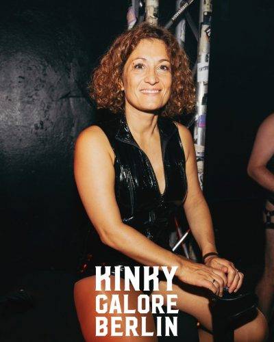 2025_aderholdprojects_fotografie_event_party_kinky_galore_fetisch_Hamburg_UebelGefaehrlich8994