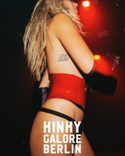 2025_aderholdprojects_fotografie_event_party_kinky_galore_fetisch_Hamburg_UebelGefaehrlich9743