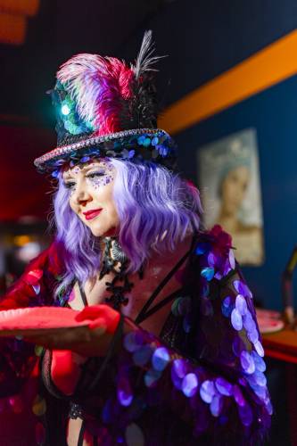 KinkyGalore_08032024_ZOOM_FFM_SensualshootFFM-0135