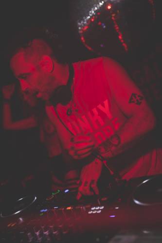 KinkyGaloreFREUD sensualshootFFM-4938