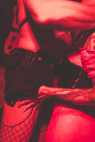 KinkyGaloreFREUD sensualshootFFM-5866