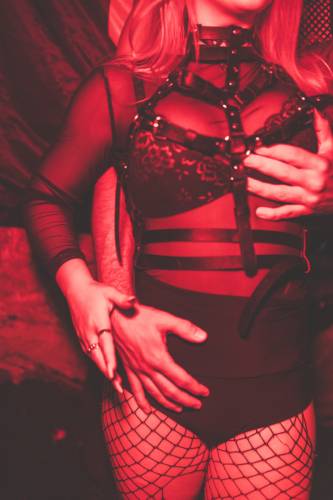 KinkyGaloreFREUD sensualshootFFM-6240