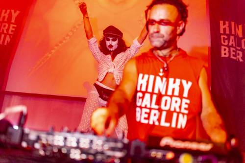 KinkyGalore sensualshootFFM 5years-103