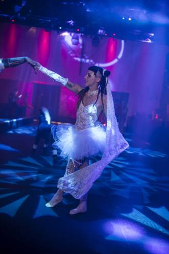 KinkyGalore sensualshootFFM 5years-43