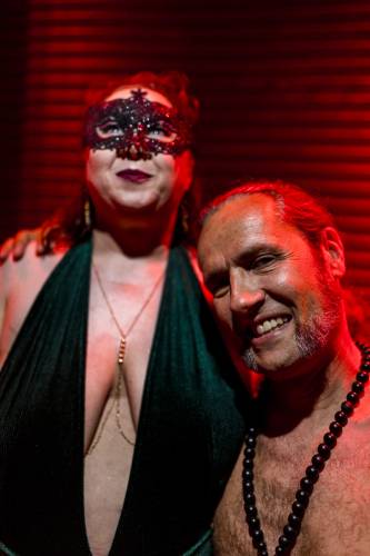 KinkyGalore sensualshootFFM 5years-84