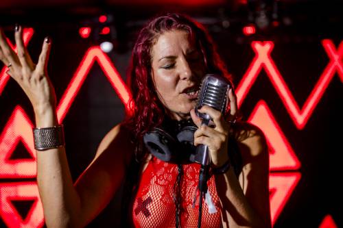 KINKY GALORE WIEN FLEX SENSUALSHOOTFFM