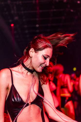 KINKY GALORE WIEN FLEX SENSUALSHOOTFFM