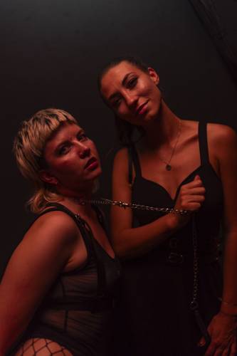 KINKY GALORE WIEN FLEX SENSUALSHOOTFFM