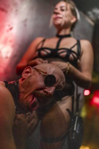 KINKY GALORE WIEN FLEX SENSUALSHOOTFFM