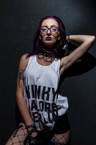 KINKY GALORE WIEN FLEX SENSUALSHOOTFFM