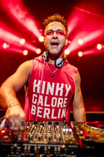 KINKY-GALORE-FRANKFURT-ZOOM-SENSUALSHOOTFFM 57