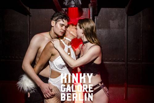 KinkyGalore FridasPier 2 sensualshootFFM-3523