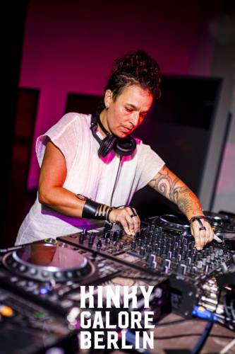 230820234_KinkyGalore_Wien_sensualshootFFM-8727