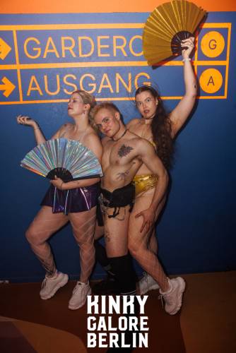 004232-Kinky_Galore