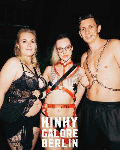 2024 aderholdprojects fotografie kinky galore Berlin fetisch nude porn art fotografie4788