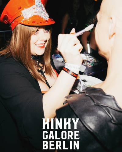 2024 aderholdprojects fotografie kinky galore Berlin fetisch nude porn art fotografie4801