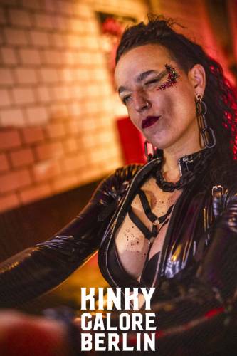 KinkyGaloreMUC14122024_sensualshootFFM-4610