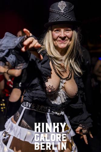 KinkyGaloreMUC14122024_sensualshootFFM-6016