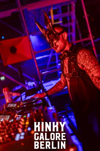 KinkyGaloreMUC14122024_sensualshootFFM-6609