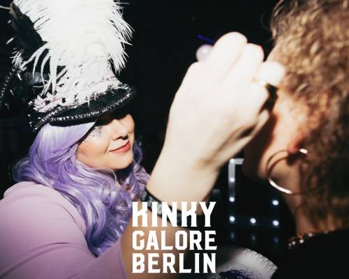 2025 aderholdprojects fotografie nude fetisch porn art kinky galore augsburg5154