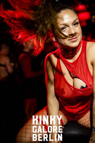 KinkyGaloreStuttgart_sensualshootFFM_mitLogo-0596-016