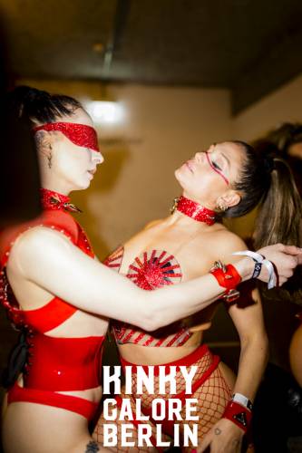 KinkyGaloreStuttgart_sensualshootFFM_mitLogo-1139-045