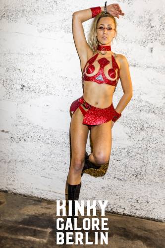 KinkyGaloreStuttgart_sensualshootFFM_mitLogo-1220-052