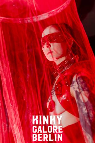 KinkyGaloreStuttgart_sensualshootFFM_mitLogo-1506-073
