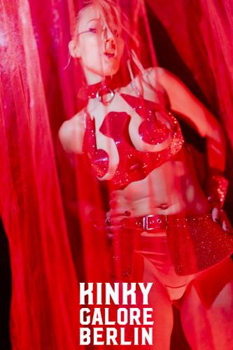 KinkyGaloreStuttgart_sensualshootFFM_mitLogo-1622-077