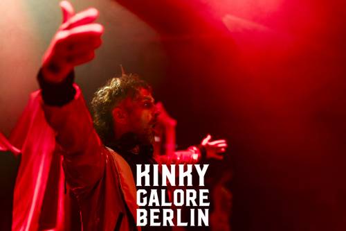 KinkyGaloreStuttgart_sensualshootFFM_mitLogo-1639-079