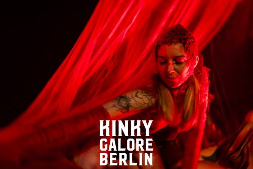 KinkyGaloreStuttgart_sensualshootFFM_mitLogo-1761-086