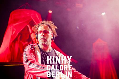 KinkyGaloreStuttgart_sensualshootFFM_mitLogo-1850-091