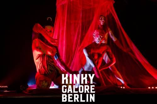 KinkyGaloreStuttgart_sensualshootFFM_mitLogo-1944-098