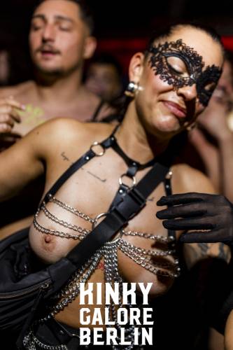 KinkyGaloreStuttgart_sensualshootFFM_mitLogo-2131-105