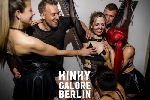 KinkyGaloreStuttgart_sensualshootFFM_mitLogo-2222-107