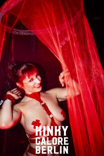KinkyGaloreStuttgart_sensualshootFFM_mitLogo-2382-115