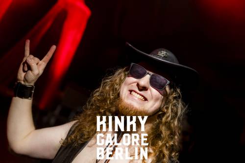 KinkyGaloreStuttgart_sensualshootFFM_mitLogo-2742-134