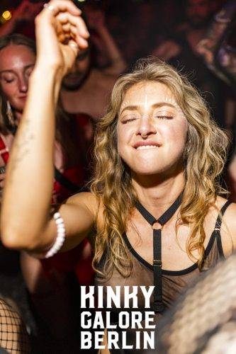 Hamburg mit Logo April 25