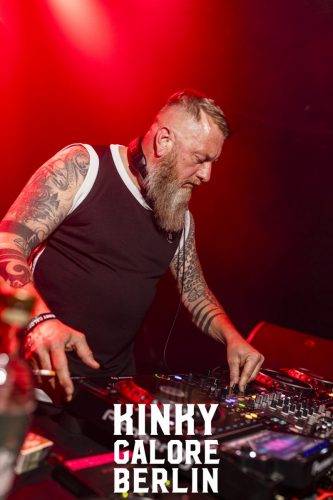 Hamburg mit Logo April 25