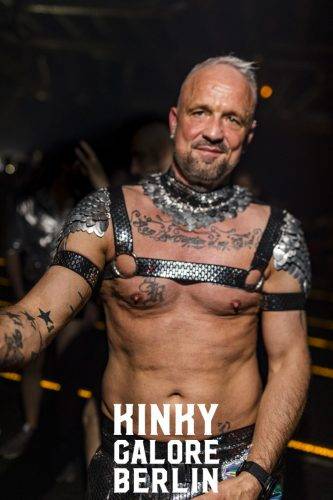 Hamburg mit Logo April 25