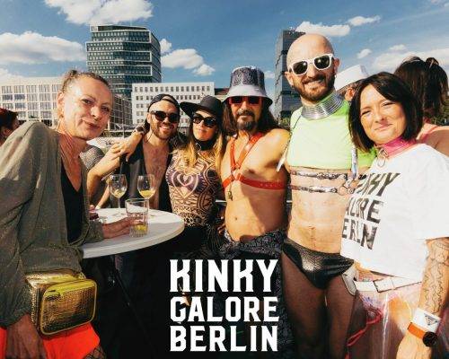2025_aderholdprojects_fotografie_event_party_kinky_galore_fetisch_BootsParty_Berlin6996
