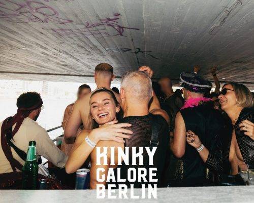 2025_aderholdprojects_fotografie_event_party_kinky_galore_fetisch_BootsParty_Berlin7021