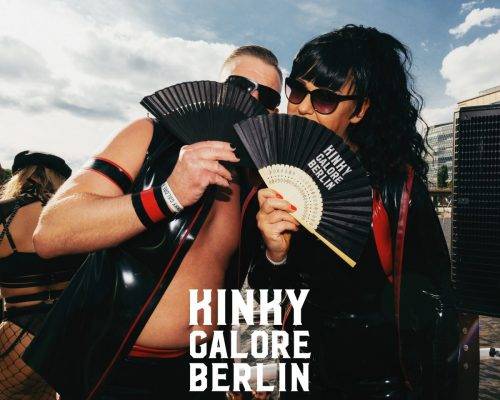 2025_aderholdprojects_fotografie_event_party_kinky_galore_fetisch_BootsParty_Berlin7032