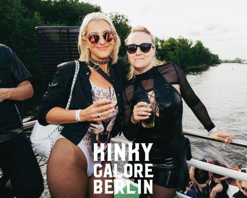 2025_aderholdprojects_fotografie_event_party_kinky_galore_fetisch_BootsParty_Berlin7167