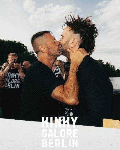 2025_aderholdprojects_fotografie_event_party_kinky_galore_fetisch_BootsParty_Berlin7197