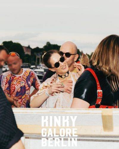 2025_aderholdprojects_fotografie_event_party_kinky_galore_fetisch_BootsParty_Berlin7428